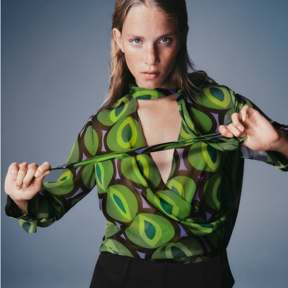 Zara Printed Blouse M - Picture 1 of 6